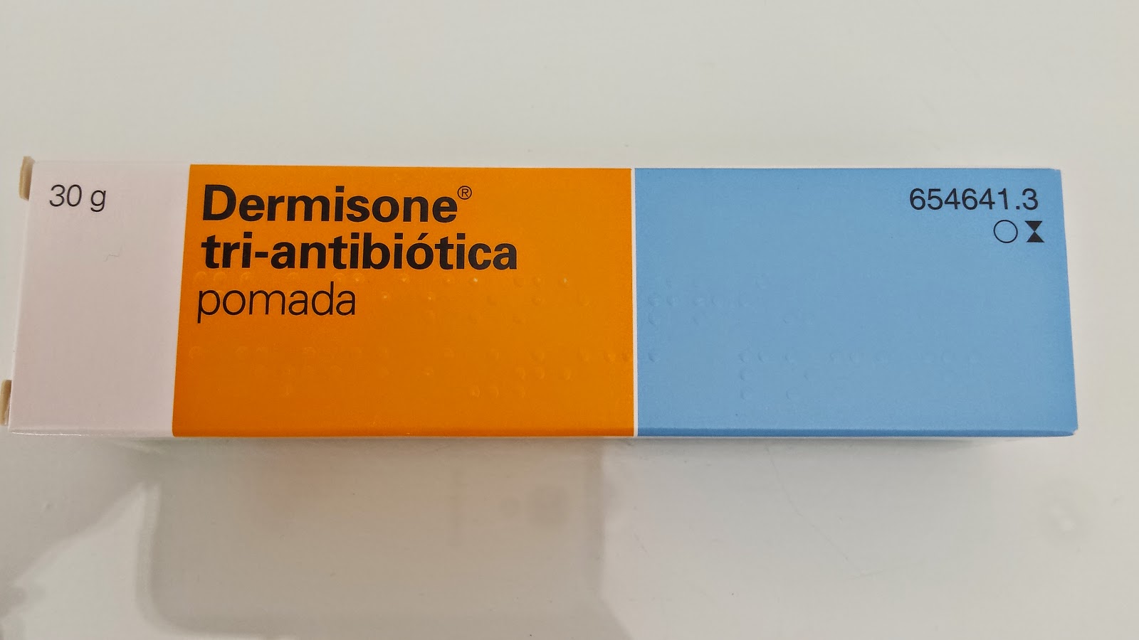Dermisone Tri Antibiotica - image 0